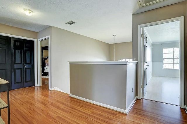 3005 Wood Hollow Drive, League City, TX 77573