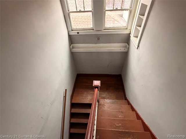 107 Mclean Street, Highland Park, MI 48203