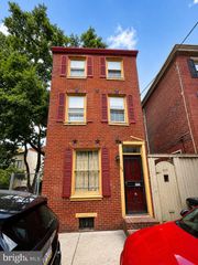 1013 N LEITHGOW ST, Philadelphia, PA 19123