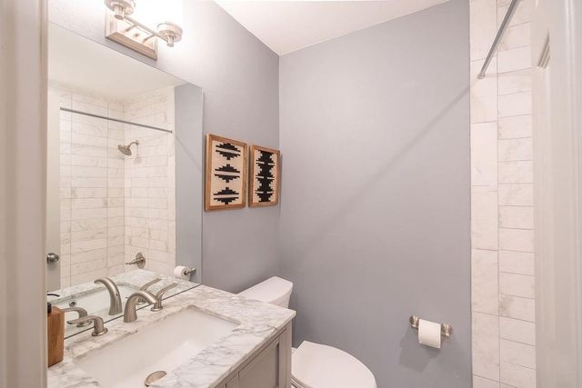 2504 Friar Tuck LN, Austin, TX 78704