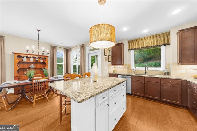 3312 Cresswind Parkway SW, Gainesville, GA 30504