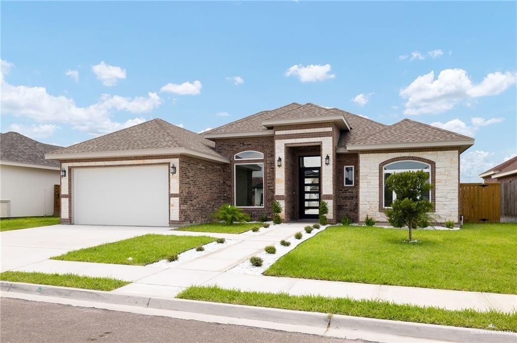 705 La Laguna Road, Mission, TX 78572