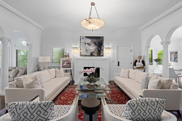 112 Roosevelt Place, West Palm Beach, FL 33405