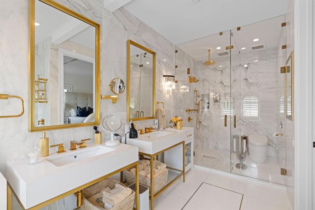 112 Roosevelt Place, West Palm Beach, FL 33405