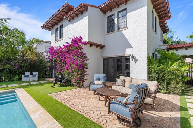 112 Roosevelt Place, West Palm Beach, FL 33405