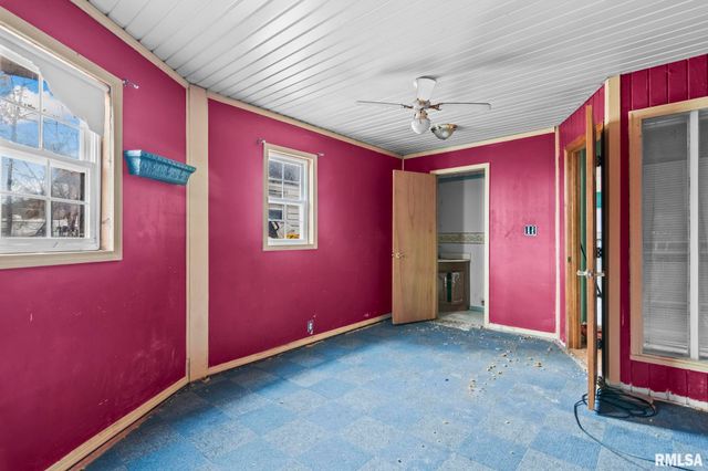 1124 N STEPHENS Avenue, Springfield, IL 62702