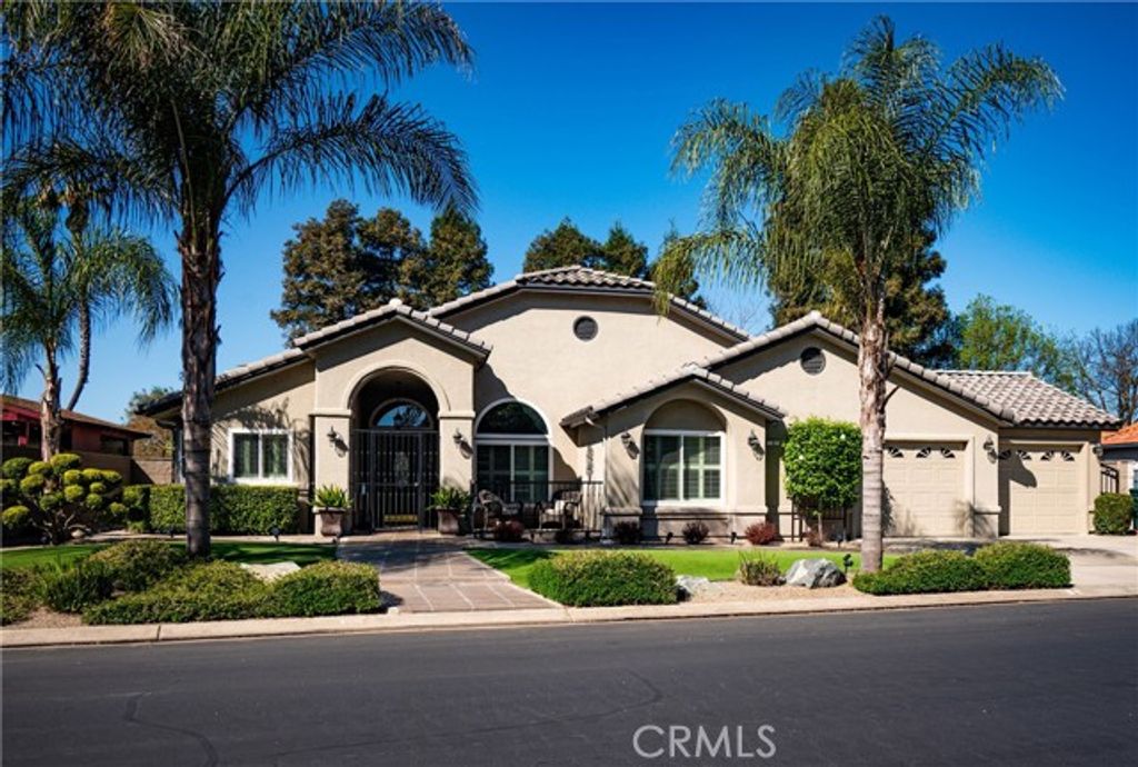 3 West Loop, Madera, CA 93637