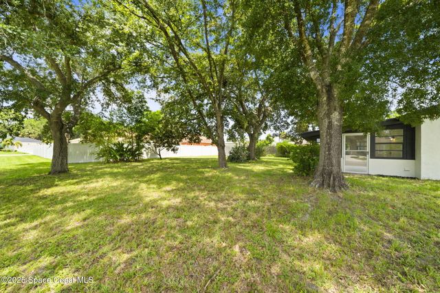 325 Eva Street NE, Palm Bay, FL 32907