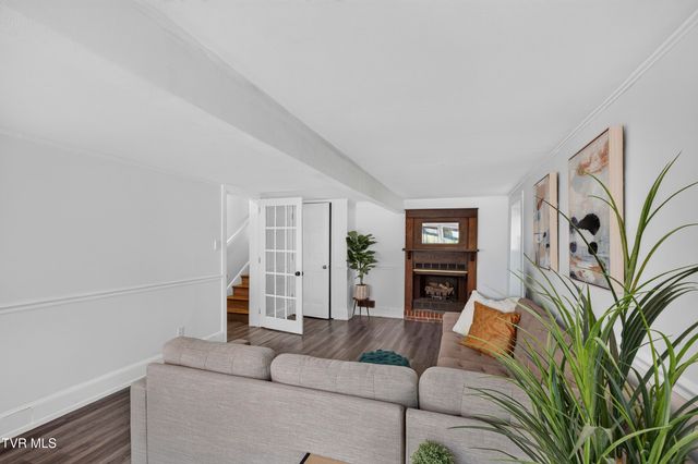 750 Fox Meadow Lane, Bristol, VA 24201