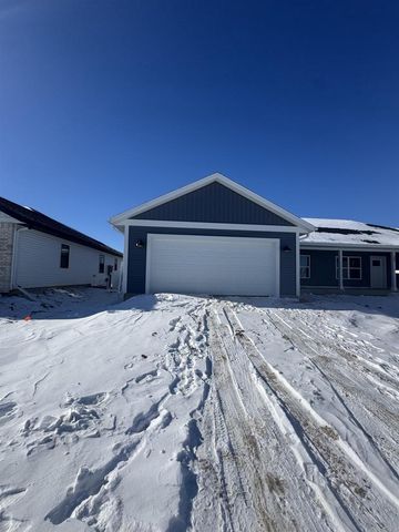 280 Santa Maria Drive, Arlington, WI 53911