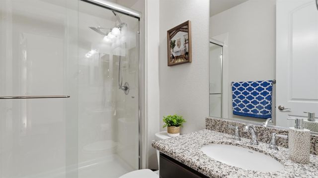 1401 Spur Ln, Fairfield, CA 94533