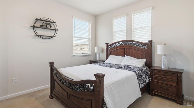 1401 Spur Ln, Fairfield, CA 94533