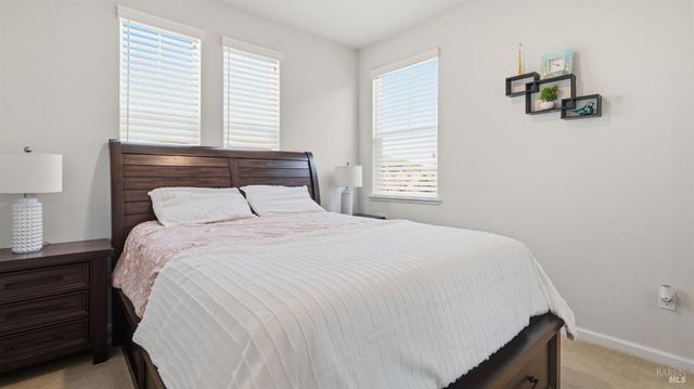 1401 Spur Ln, Fairfield, CA 94533