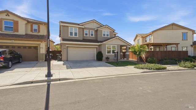 1401 Spur Ln, Fairfield, CA 94533