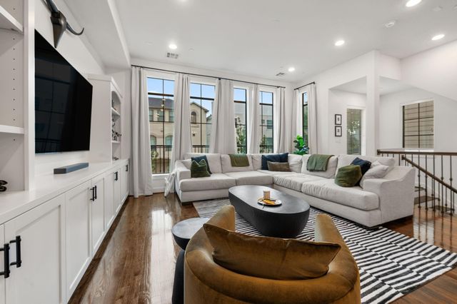 1721 Utah Street A, Houston, TX 77007