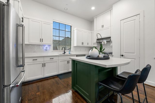 1721 Utah Street A, Houston, TX 77007