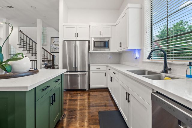 1721 Utah Street A, Houston, TX 77007