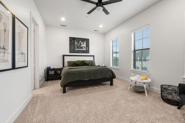 1721 Utah Street A, Houston, TX 77007