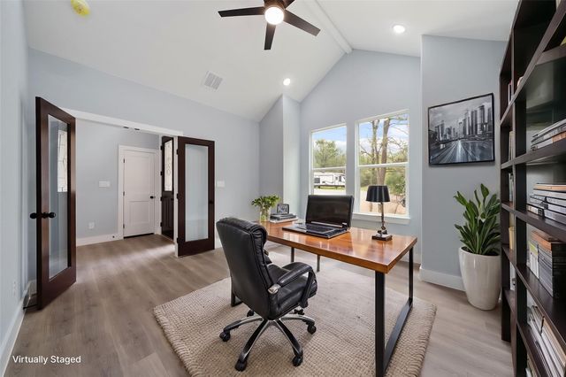 106 Halawa CT, Bastrop, TX 78602