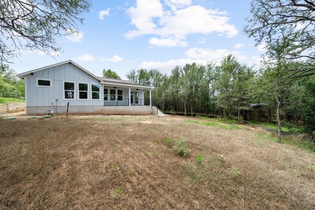 106 Halawa CT, Bastrop, TX 78602