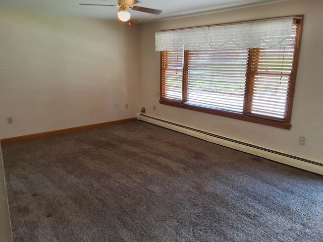 92 Concord Street, Belmont, NH 03220
