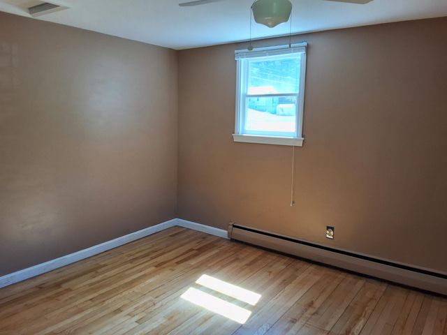 92 Concord Street, Belmont, NH 03220