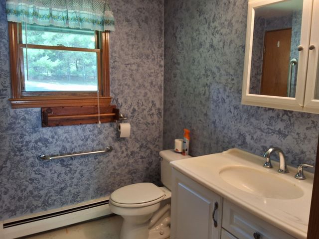 92 Concord Street, Belmont, NH 03220