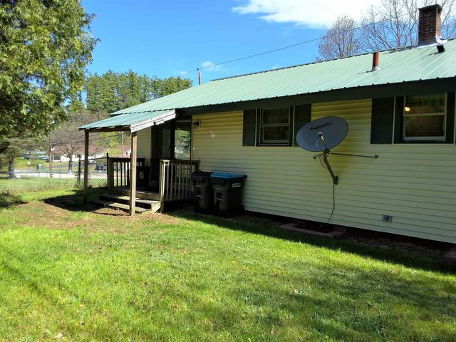 92 Concord Street, Belmont, NH 03220