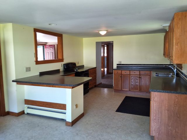92 Concord Street, Belmont, NH 03220