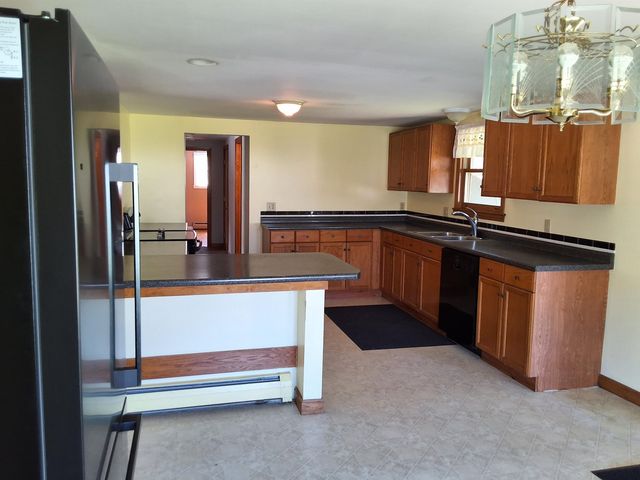 92 Concord Street, Belmont, NH 03220
