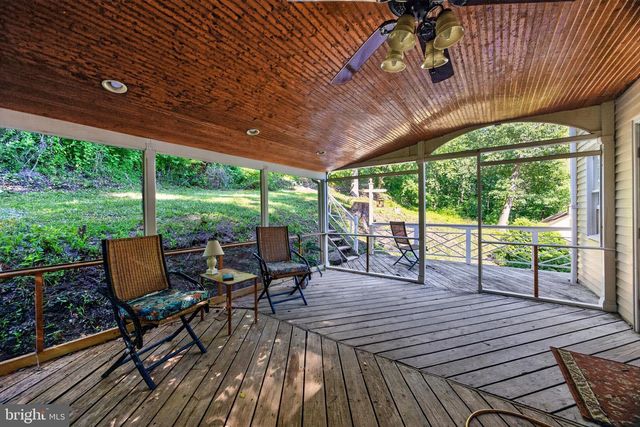 245 ZIEBER RD, Spring City, PA 19475