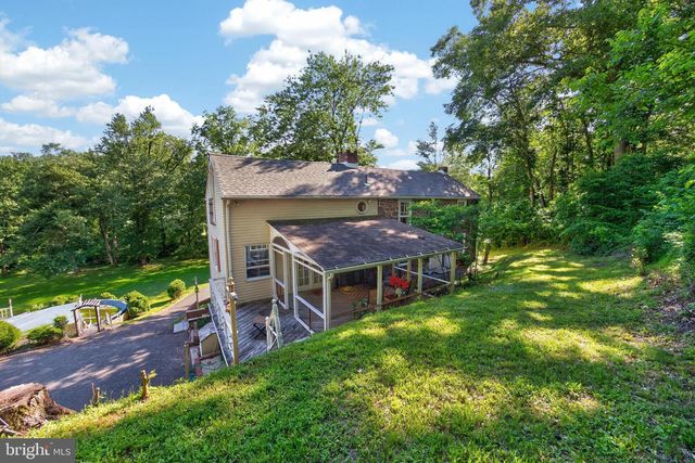 245 ZIEBER RD, Spring City, PA 19475