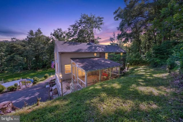 245 ZIEBER RD, Spring City, PA 19475