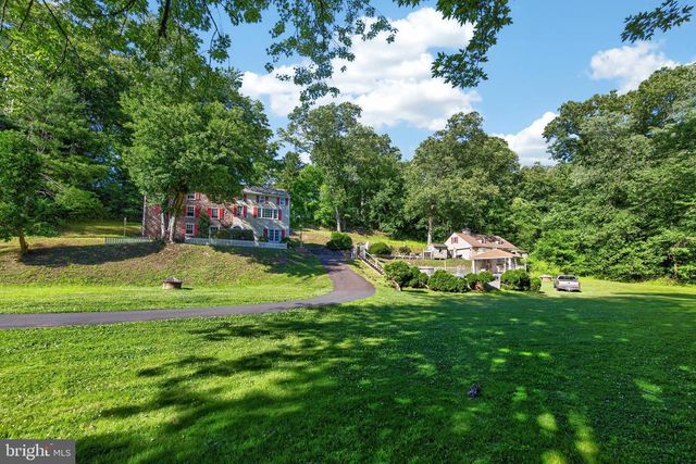 245 ZIEBER RD, Spring City, PA 19475