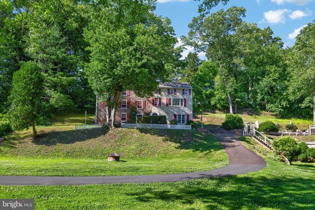 245 ZIEBER RD, Spring City, PA 19475