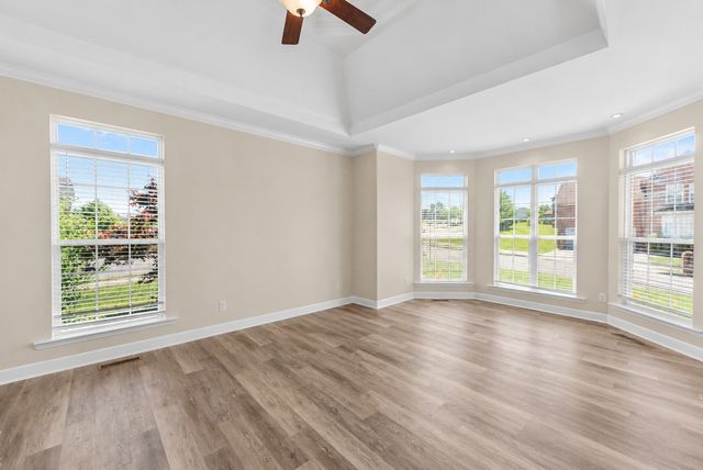 604 Summerbreeze Ln, Antioch, TN 37013
