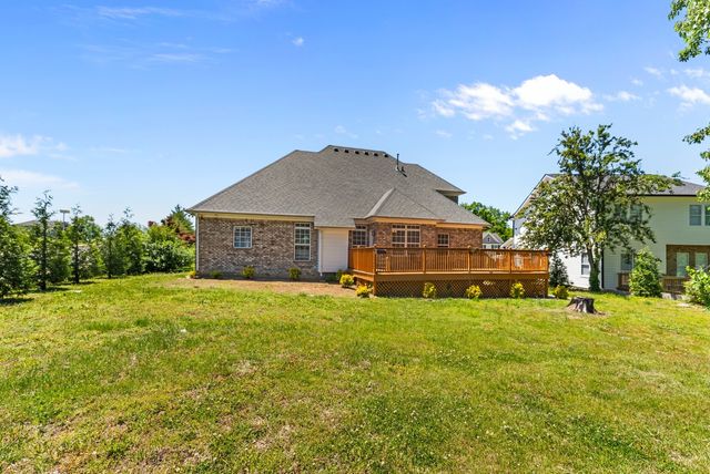 604 Summerbreeze Ln, Antioch, TN 37013