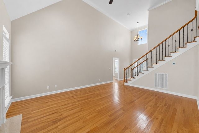 604 Summerbreeze Ln, Antioch, TN 37013