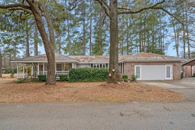206 Magrath Ave., Conway, SC 29526