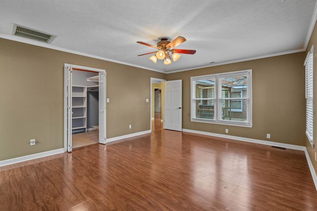 206 Magrath Ave., Conway, SC 29526