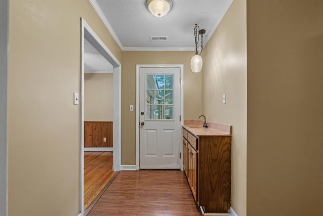 206 Magrath Ave., Conway, SC 29526