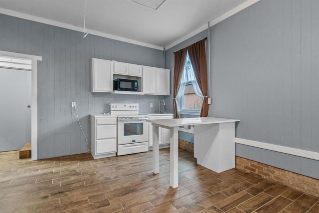 206 Magrath Ave., Conway, SC 29526