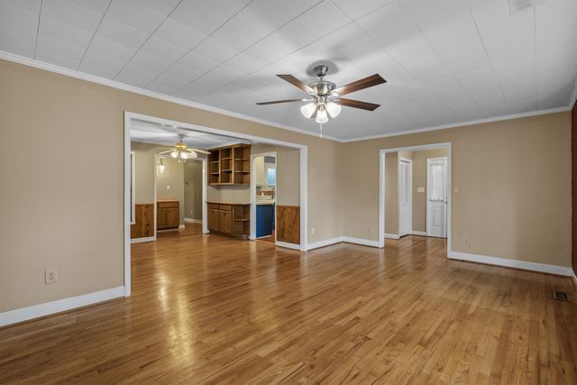 206 Magrath Ave., Conway, SC 29526