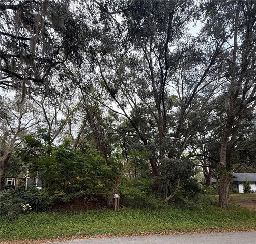 8246 VIA BELLA STREET, Sanford, FL 32771