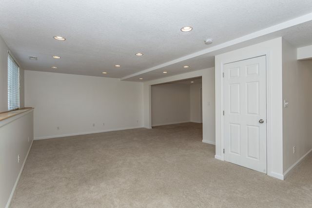 773 SE Willow Brook Court, Waukee, IA 50263