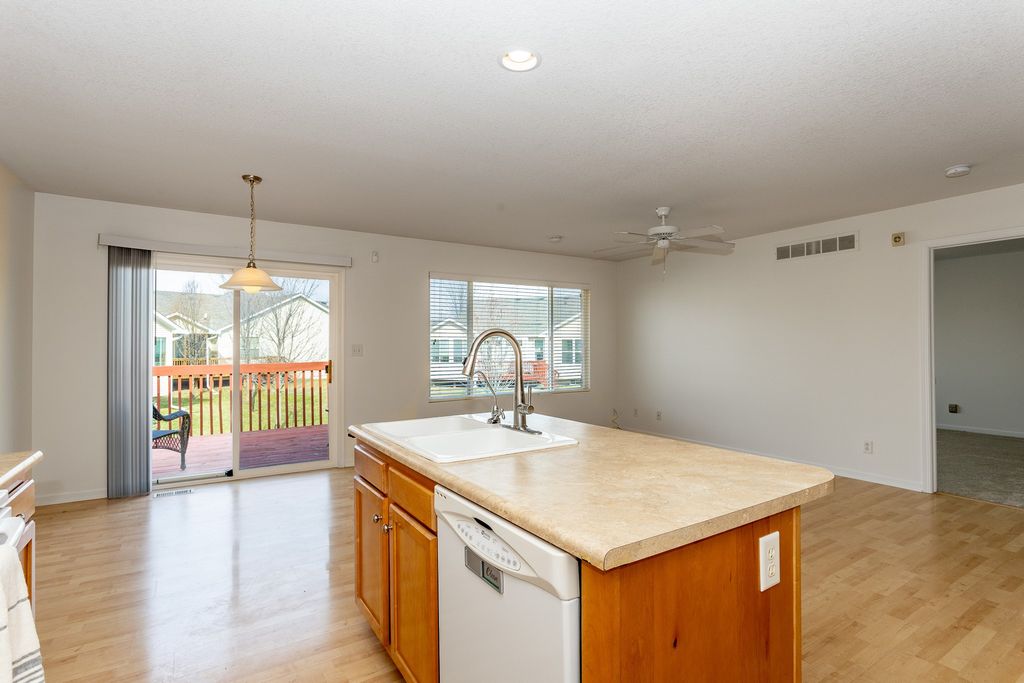 773 SE Willow Brook Court, Waukee, IA 50263