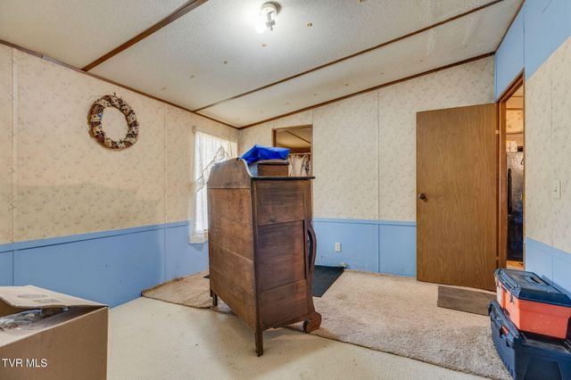 123 Starlight Drive, Elizabethton, TN 37643