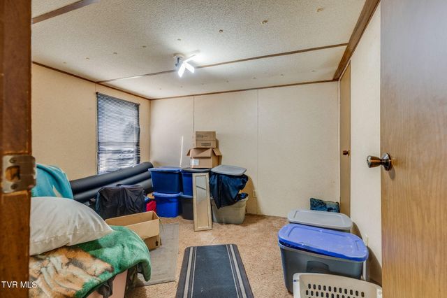 123 Starlight Drive, Elizabethton, TN 37643