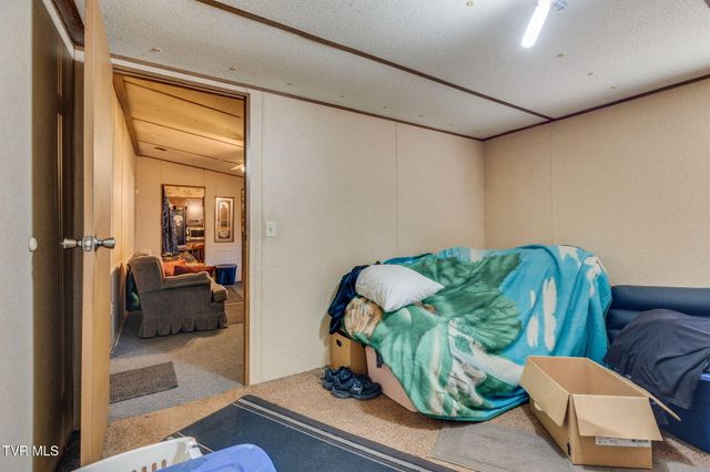 123 Starlight Drive, Elizabethton, TN 37643