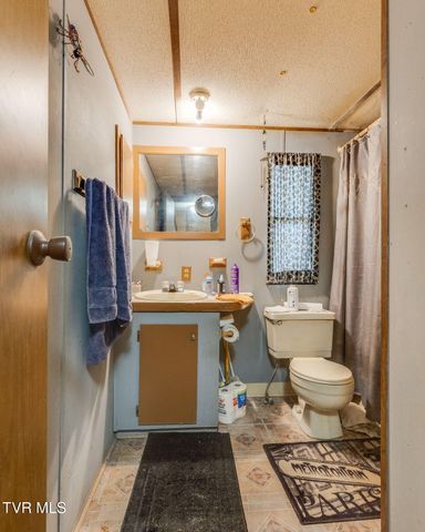 123 Starlight Drive, Elizabethton, TN 37643